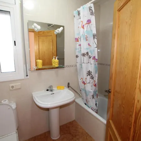 Casa Cerca Del Mar Con Piscina Privada, Wifi Gratis, Aire Acondicionado Opcional, Admite Mascotas - Es-184-43 *
